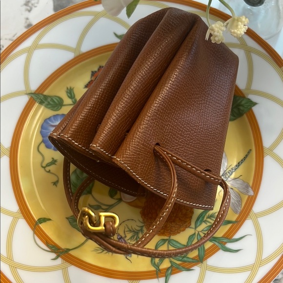 Hermes Brown Mini Bag with High-Quality Leather and Clean Stitching - Picture 4 of 12